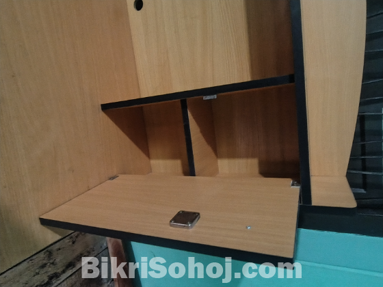 Reading Table